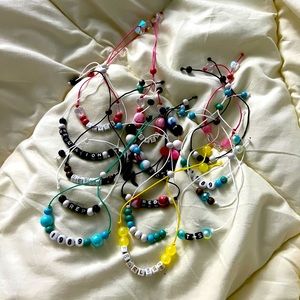 15 Taylor swift adjustable bracelets perfect for trading on tour